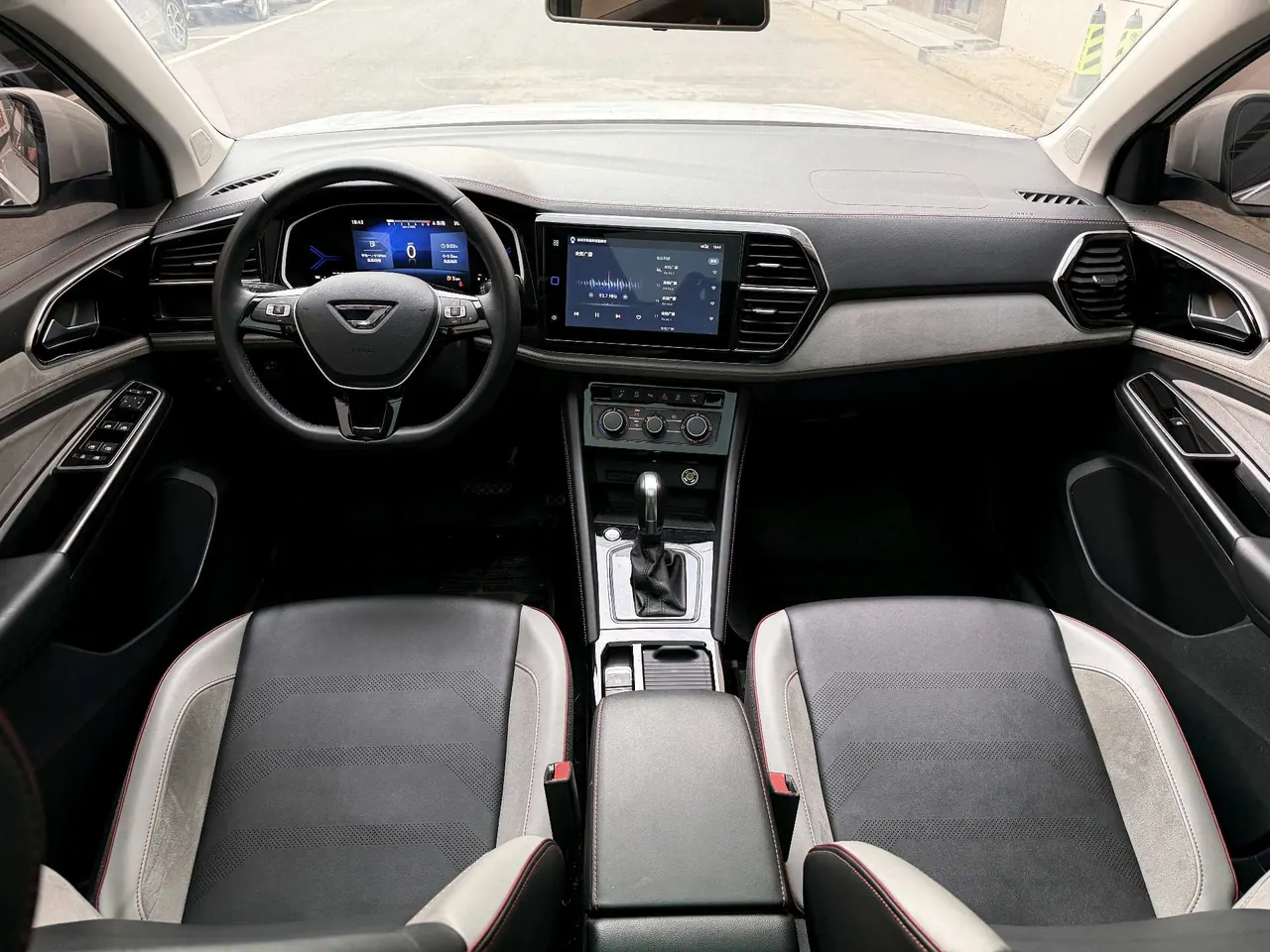 Jetta 2023 Jetta VS7 1.4T 280TSI Pleasant Edition Automatic Gear 10
