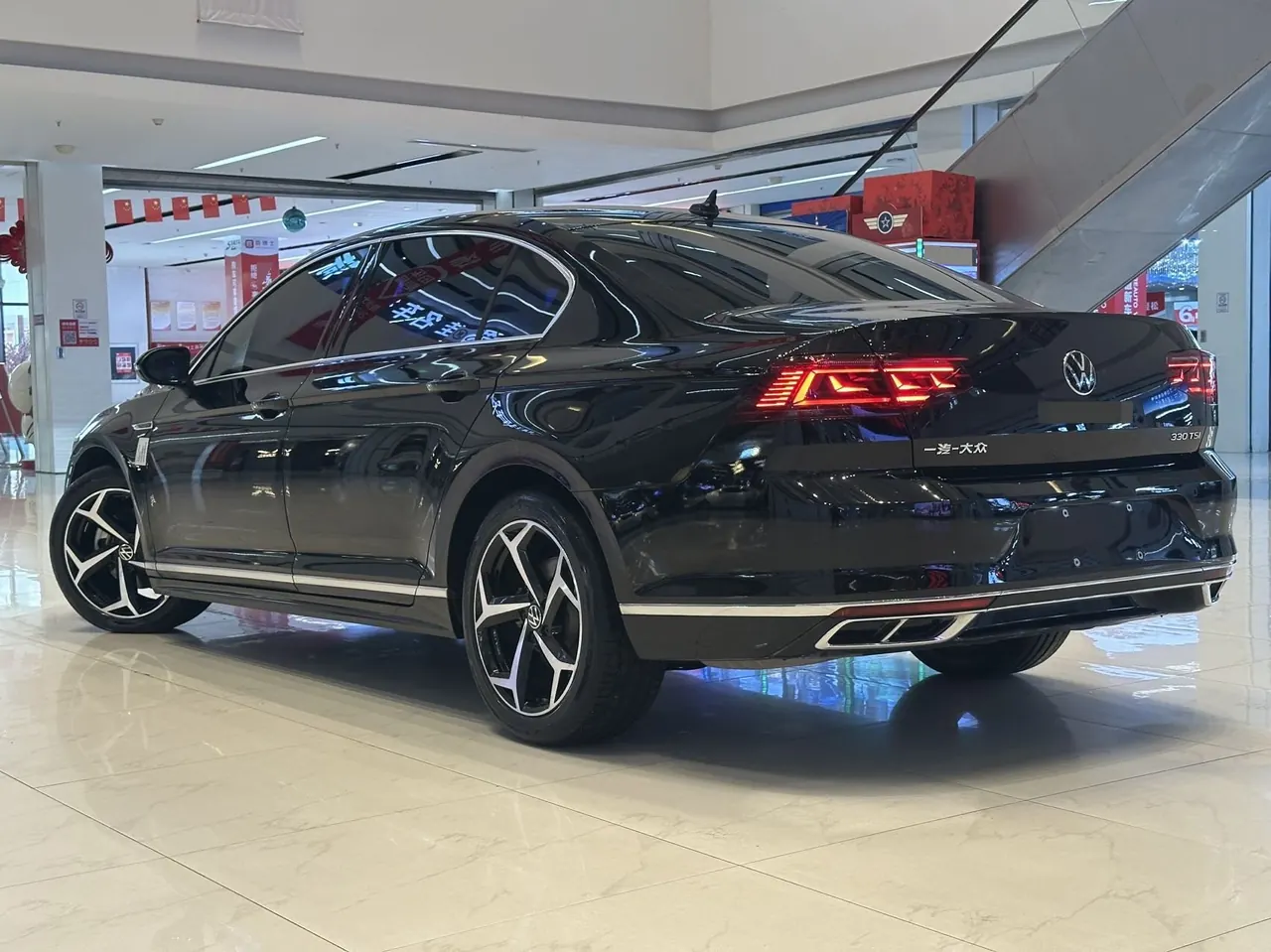 Volkswagen 2023 Magotan 2.0TSI 330TSI 2 million Commemorative Luxury Automatic Gear 6