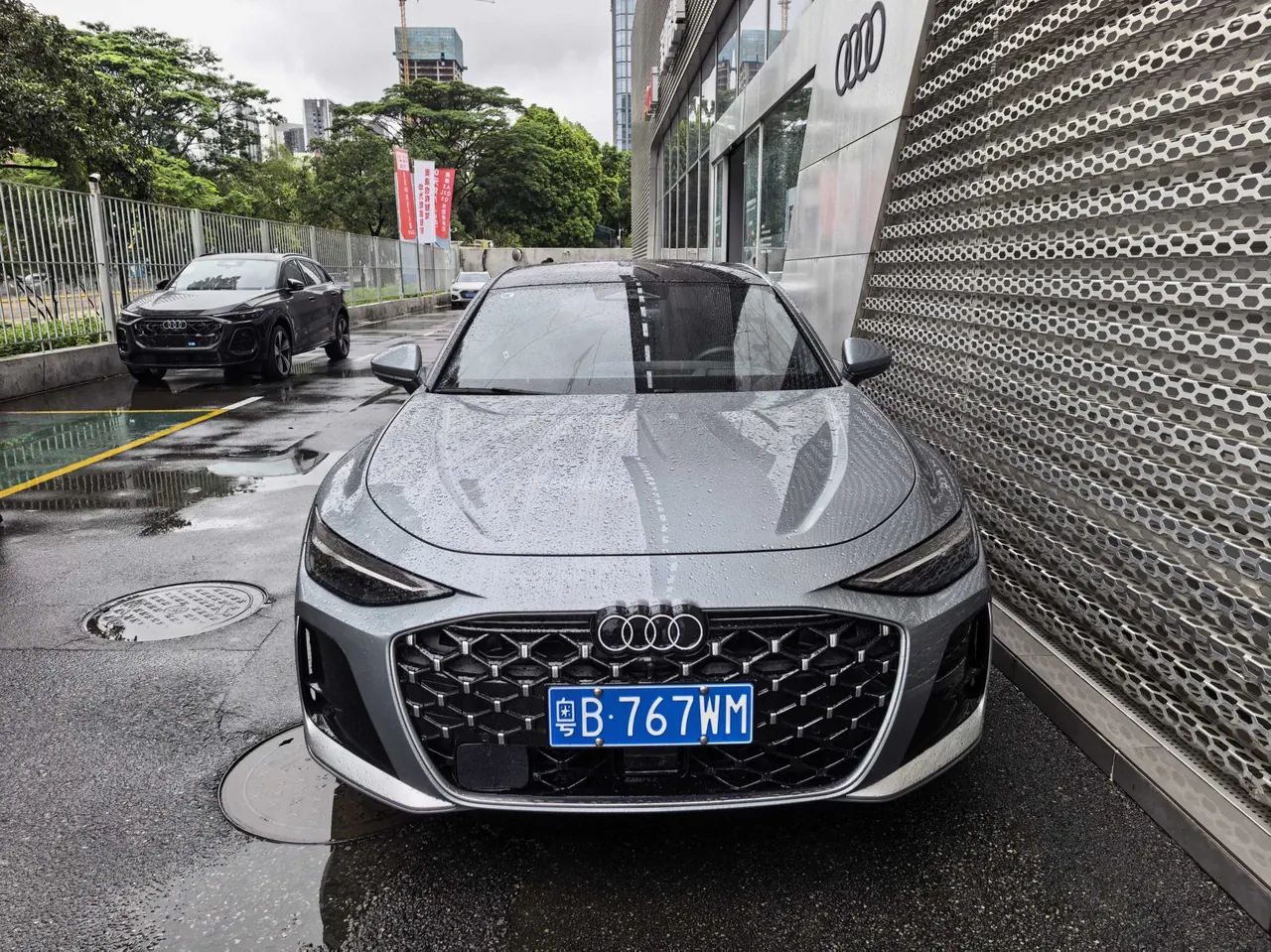 Audi 2026 A6L 2.0T Quattro Enjoy Dynamic Automatic 2