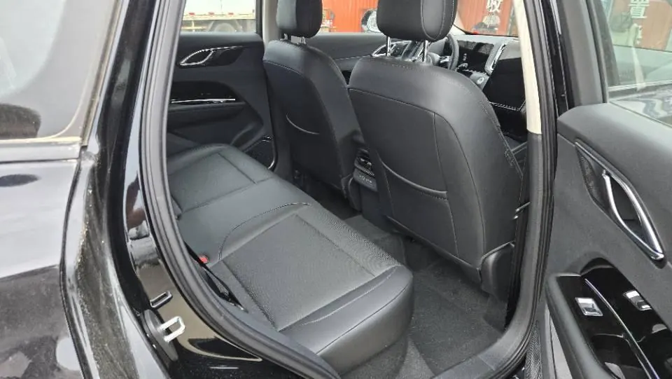 HongQi 2025 HS3 PHEV 1.5T 117km Strong Edition Automatic Gear 5