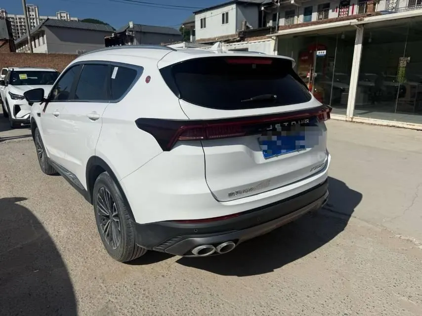 Jetour 2023 X70 PLUS 1.5T Brave PLUS5 Automatic Gear 3