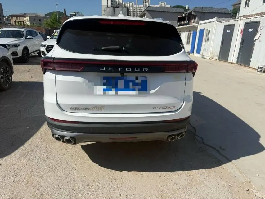 Jetour 2023 X70 PLUS 1.5T Brave PLUS5 Automatic Gear 4