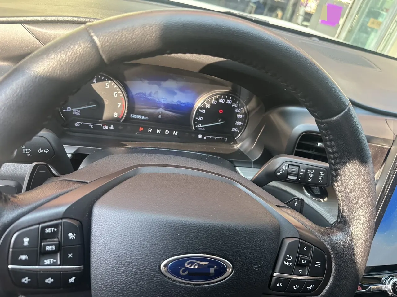 Ford 2020 Explorer 2.3T EcoBoost 285 Four-wheel Drive Fashion Edition 7-seat Automatic Gear 7