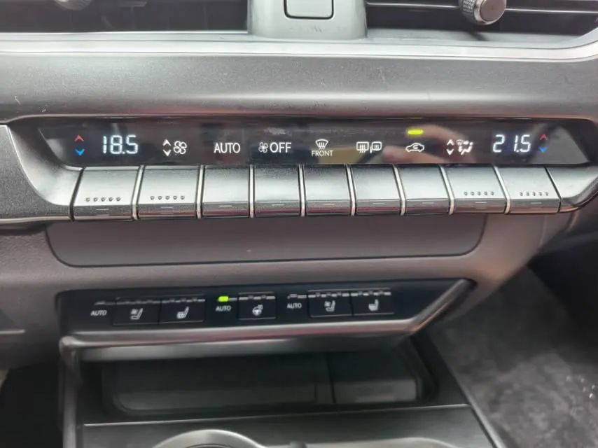 Lexus UX New Energy (Imported) 2020 UX 300e Pure Yue Edition Automatic Gear 5
