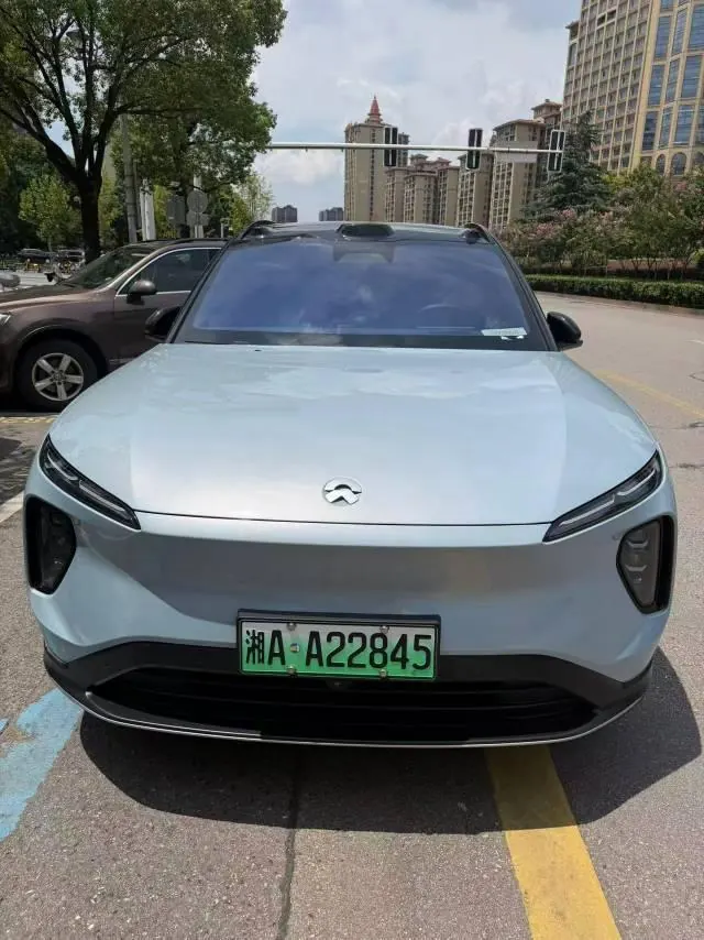 NIO 2024 ES6 75kWh automatic gear 3