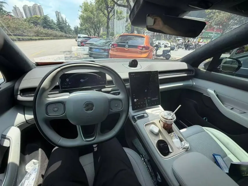 NIO 2024 ES6 75kWh automatic gear 7