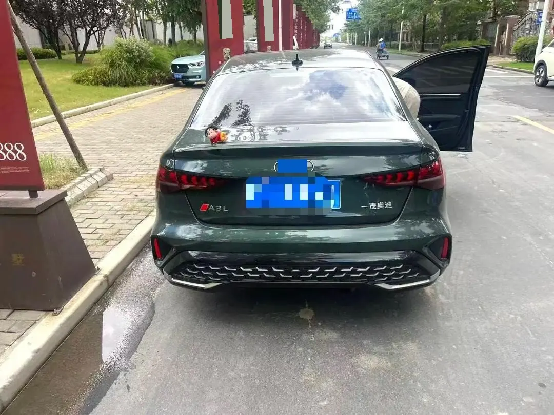 Audi 2025 A3L Limousine 1.5TFSI 35TFSI Flying Premium Automatic 6