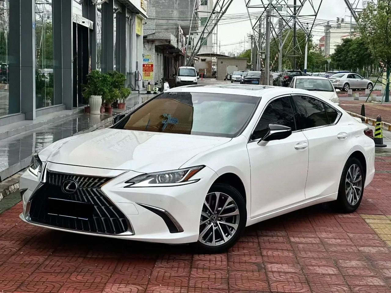 Open image lightbox: Lexus ES (Imported) 2022 ES300h 2.5 Stepless Excellence Edition Automatic Gear