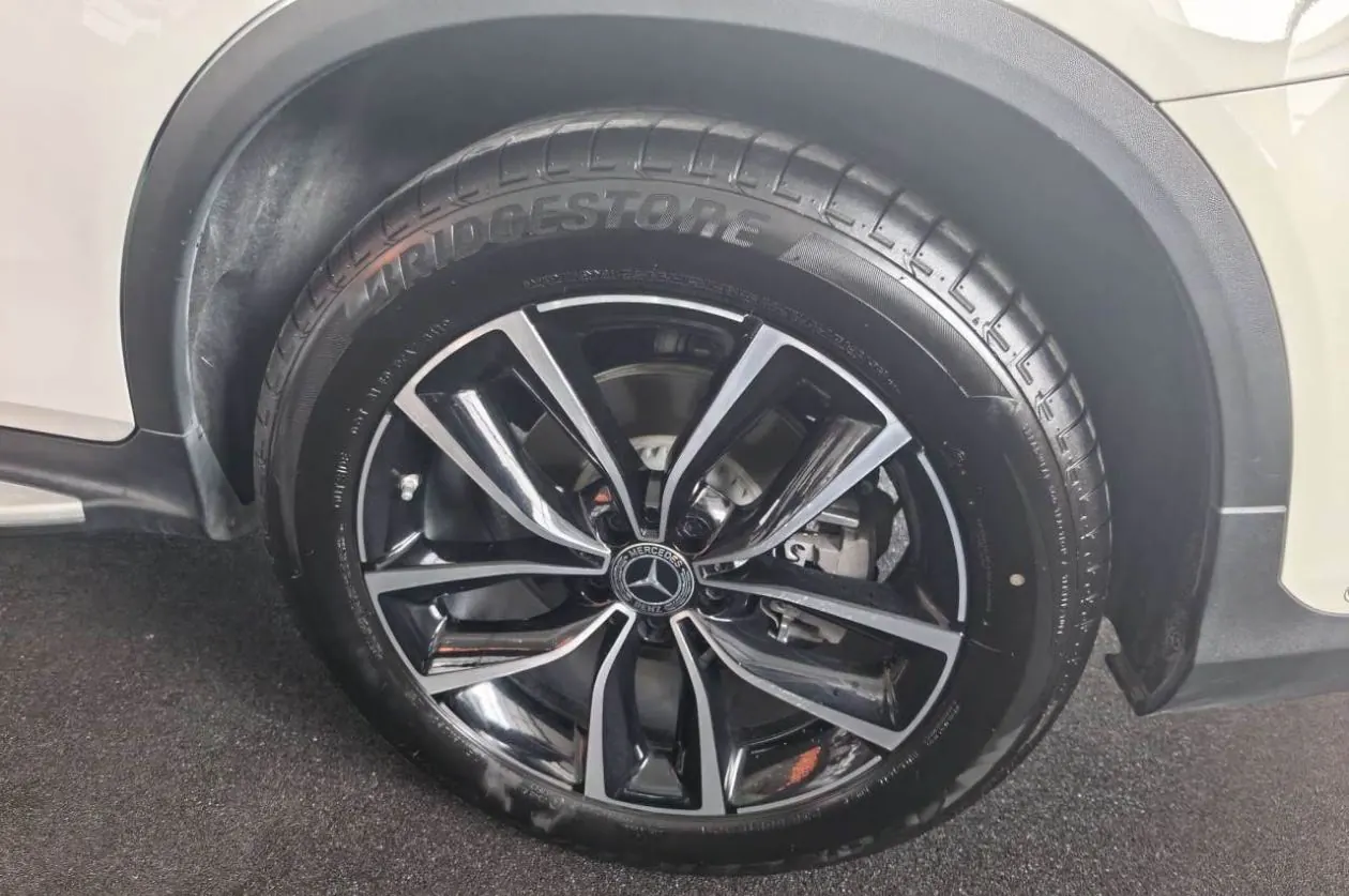 Mercedes Benz 2020 GLC 300 L 4MATIC 2.0T Dynamic (Modified) Automatic Gear 5