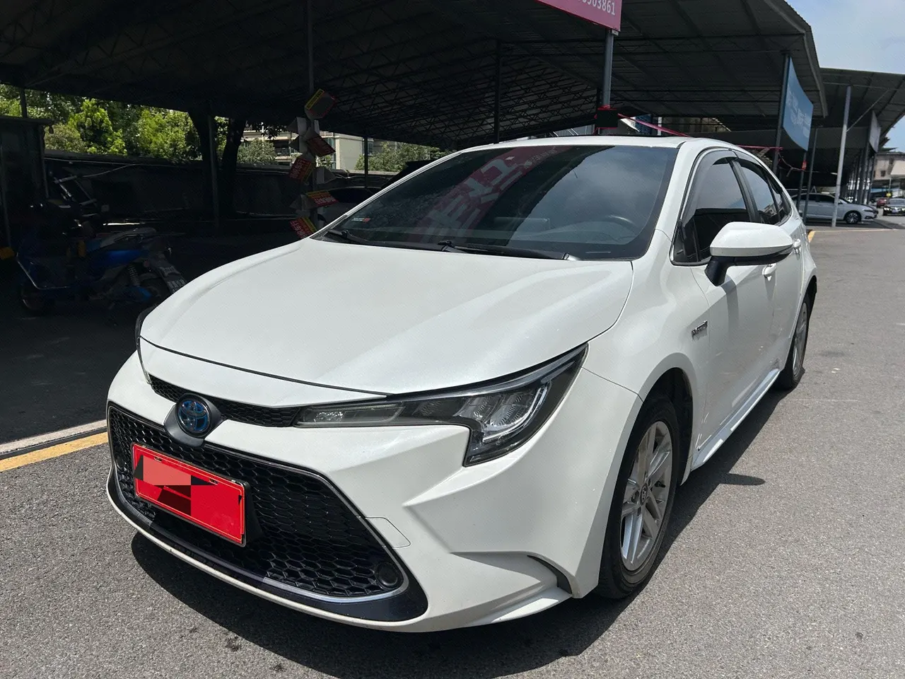 打开图片灯箱:Toyota 2021 Lei Ling Shuangqing 1.8H Stepless Deluxe Edition Automatic Gear