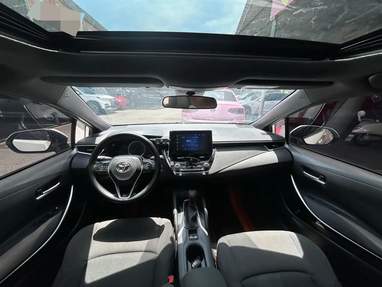 Toyota 2021 Lei Ling Shuangqing 1.8H Stepless Deluxe Edition Automatic Gear 10