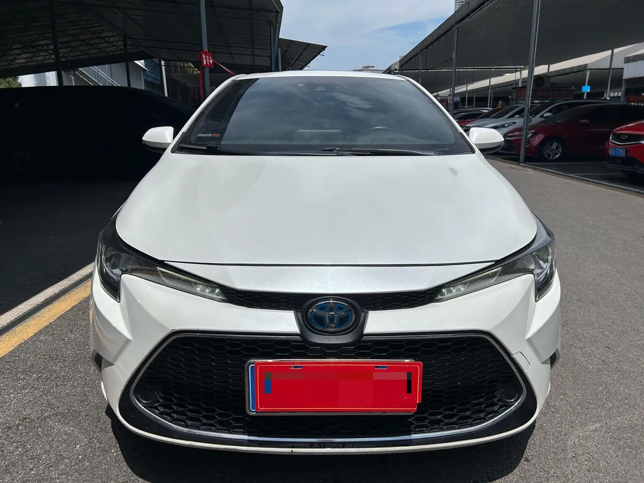 Toyota 2021 Lei Ling Shuangqing 1.8H Stepless Deluxe Edition Automatic Gear 2