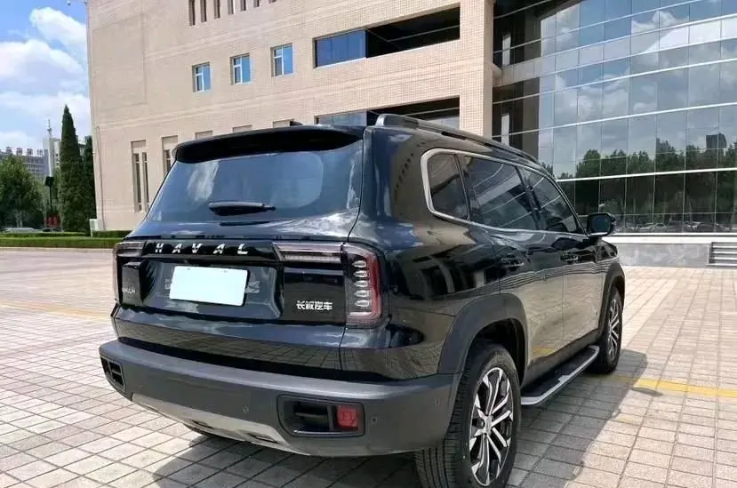 Haval 2023 big dog 2.0T 4-wheel drive Chao Ye Plus automatic gear 3