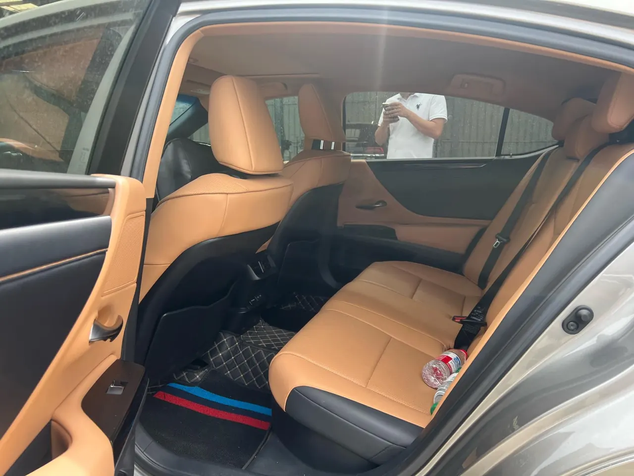 Lexus ES (Imported) 2022 ES300h 2.5 Stepless Premium Edition Automatic Gear 6