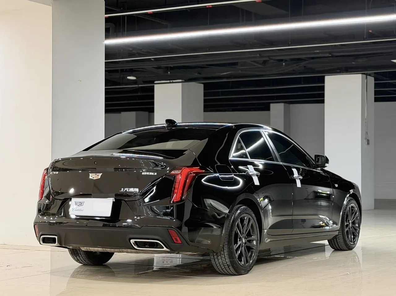 Cadillac 2023 CT4 2.0T 28T luxury automatic gear 9