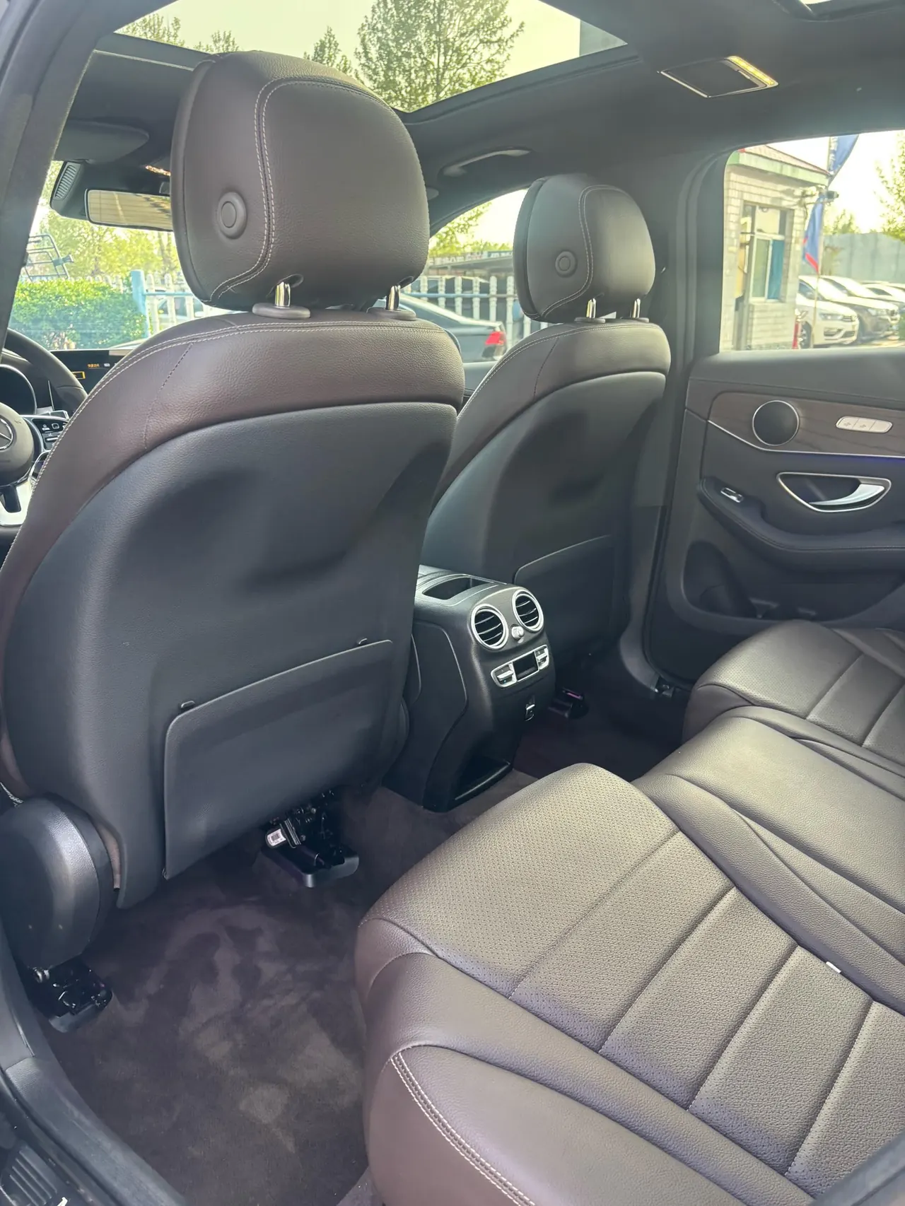 Mercedes Benz 2022 GLC 300 L 4MATIC 2.0T Dynamic (Modified) Automatic Gear 6