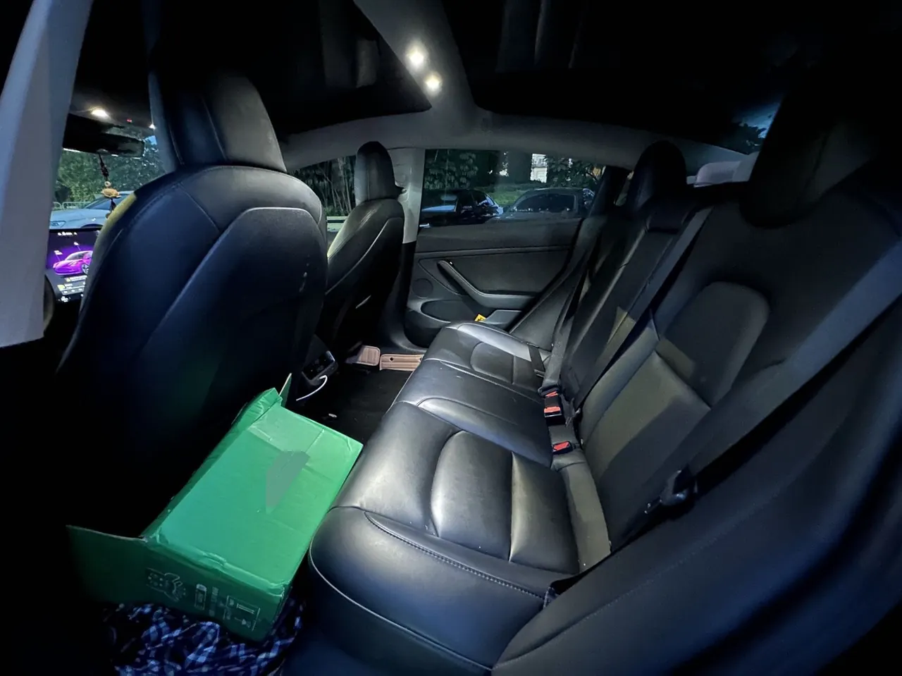 Tesla 2022 Model 3 rear-wheel drive version of automatic transmission 6