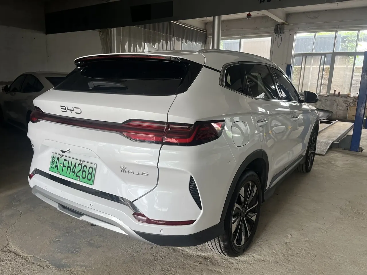 BYD Song PLUS New Energy 2025 Song PLUS DM-i 1.5 Stepless 112KM Honorable Automatic Gear 4