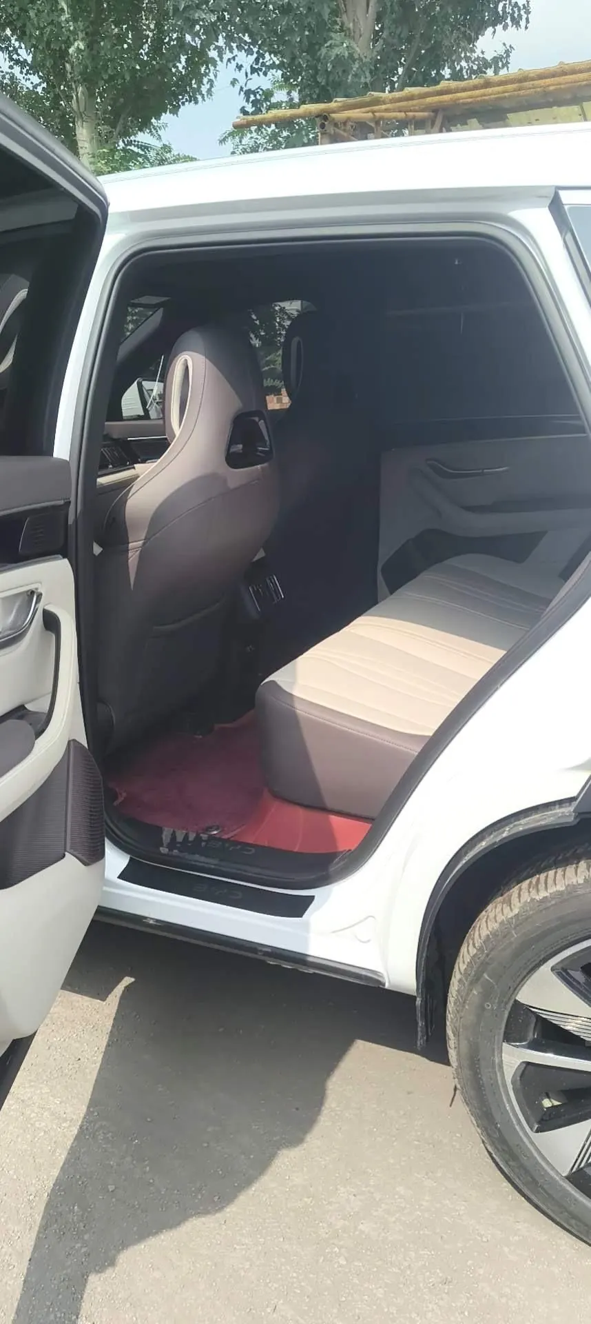 BYD Song PLUS New Energy 2025 Song PLUS DM-i 1.5 Stepless 112KM Honorable Automatic Gear 5