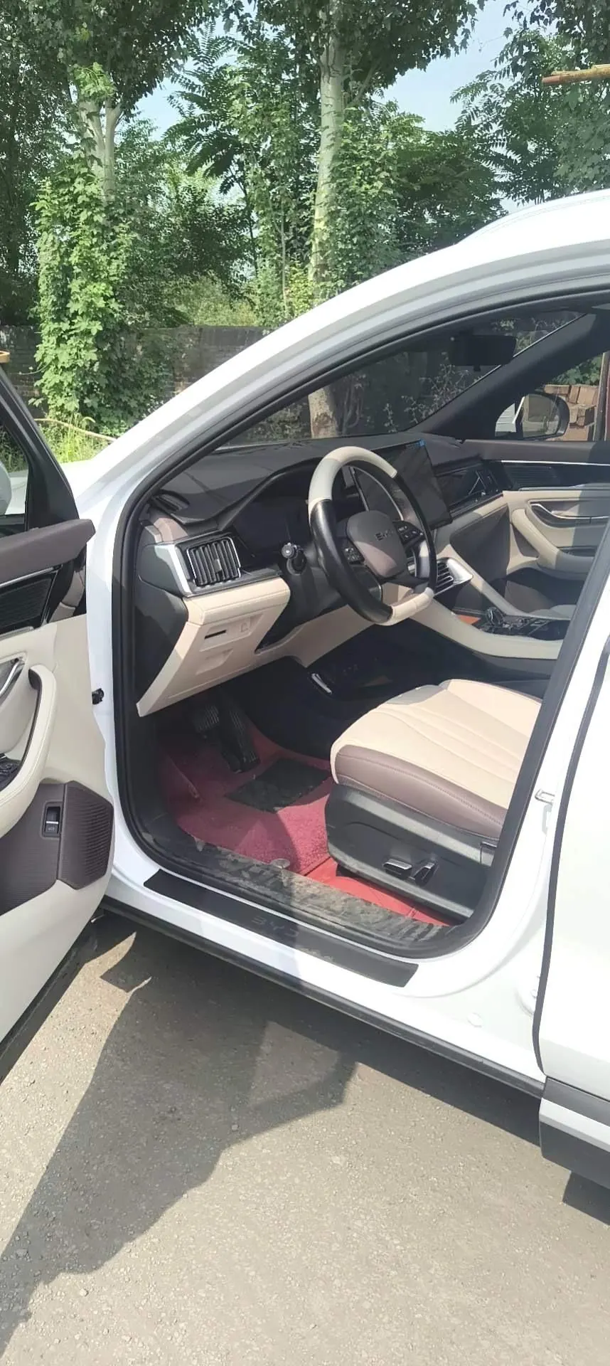 BYD Song PLUS New Energy 2025 Song PLUS DM-i 1.5 Stepless 112KM Honorable Automatic Gear 6