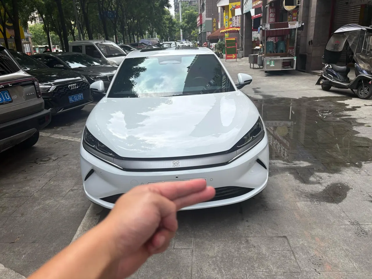 BYD 2025 Qin L EV 545KM Exceed automatic gear 2