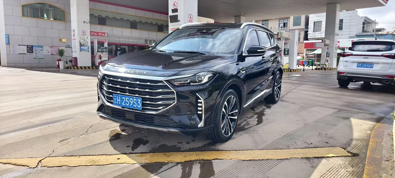 Open image lightbox: Jetour 2021 X70 PLUS 1.6T Chen 7-seat automatic gear