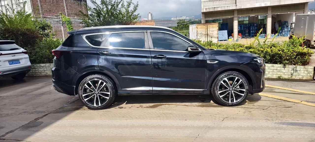 Jetour 2021 X70 PLUS 1.6T Chen 7-seat automatic gear 4