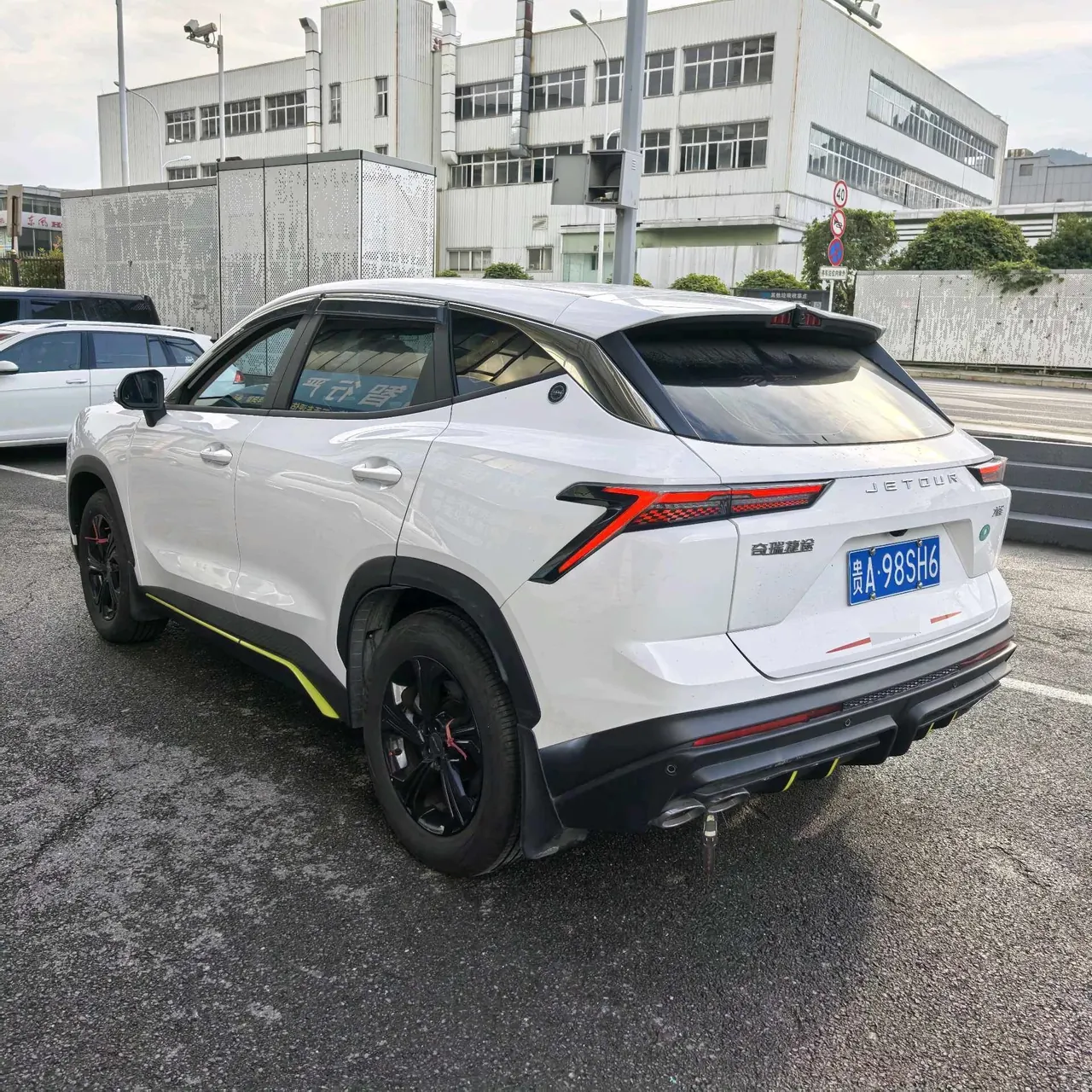 Jetour 2025 Dasheng 1.5T Youth UP Automatic Gear 3