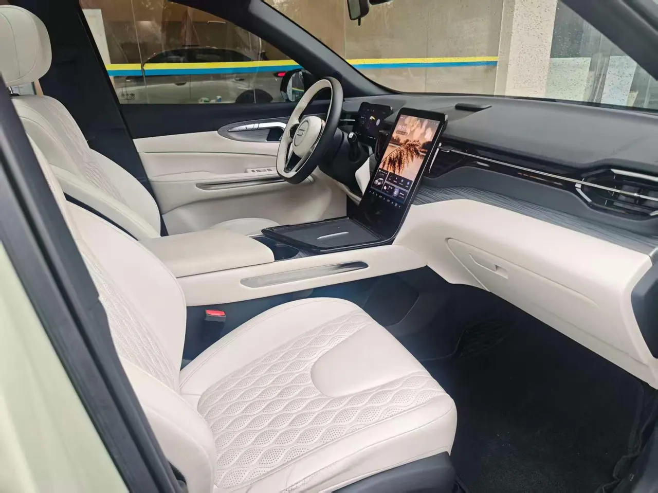 Bestune 2025 yueyi 07 1.5T 210km leisurely version of automatic gear 5