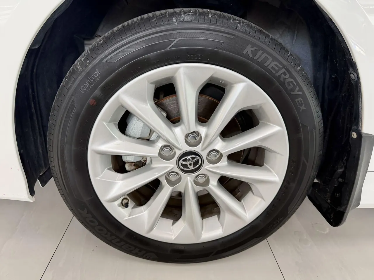 Toyota 2021 corolla 1.2T stepless elite PLUS version of automatic gear 12