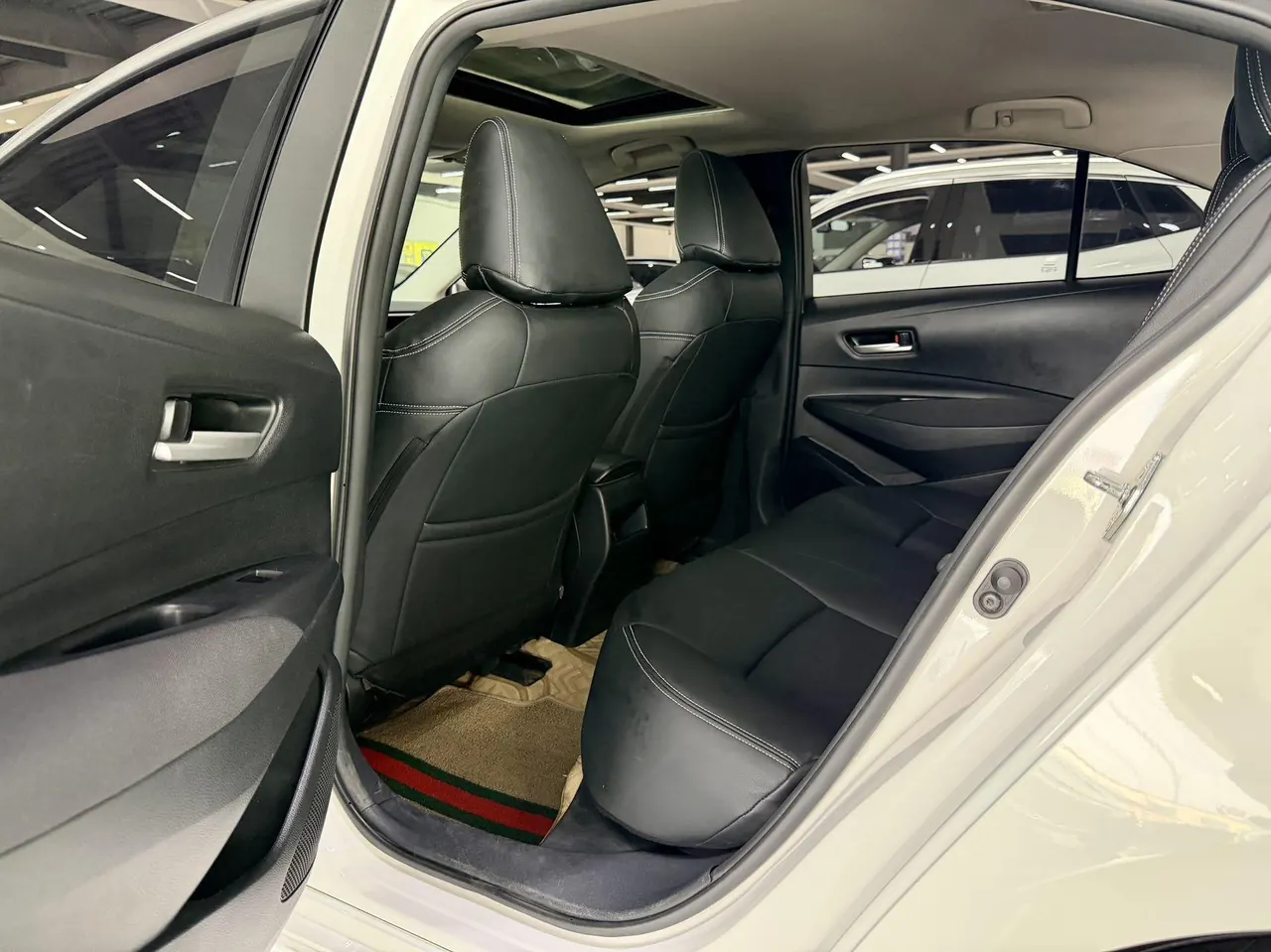 Toyota 2021 corolla 1.2T stepless elite PLUS version of automatic gear 5