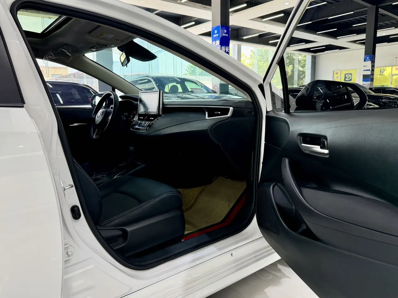 Toyota 2021 corolla 1.2T stepless elite PLUS version of automatic gear 7