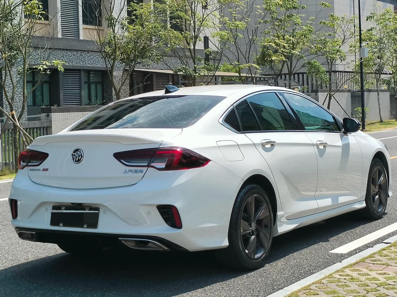 Buick 2021 Regal GS 2.0T 28T Elite Automatic Gear 2