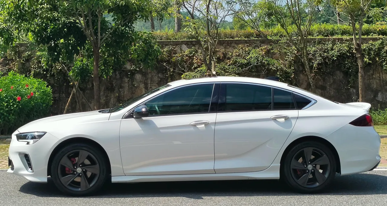 Buick 2021 Regal GS 2.0T 28T Elite Automatic Gear 3