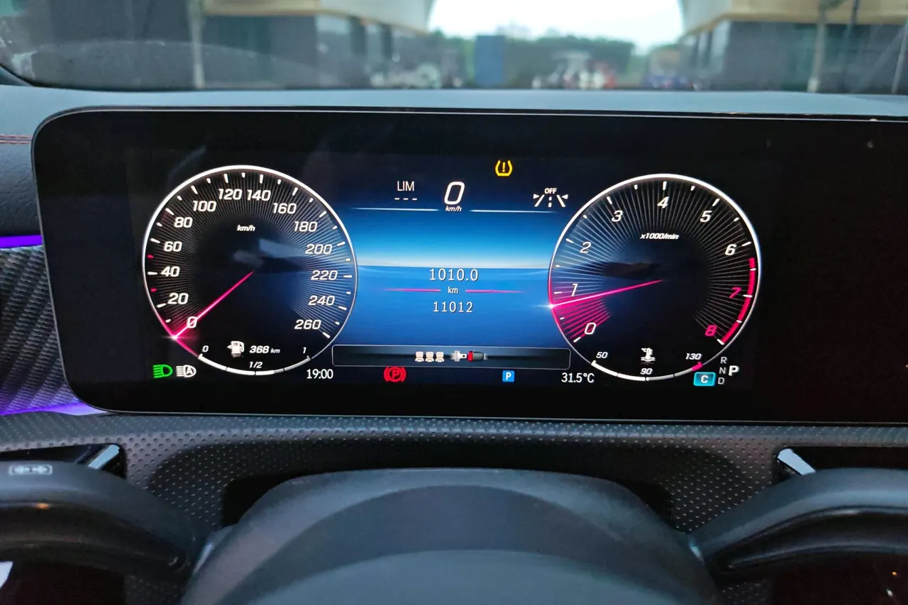 Mercedes Benz Class A 2025 A 200 L 1.3T Fashion Automatic Gear 13