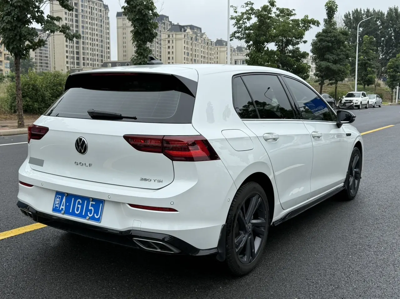 Volkswagen 2021 Golf 8 R-Line 1.4TSI 280TSI Automatic 7