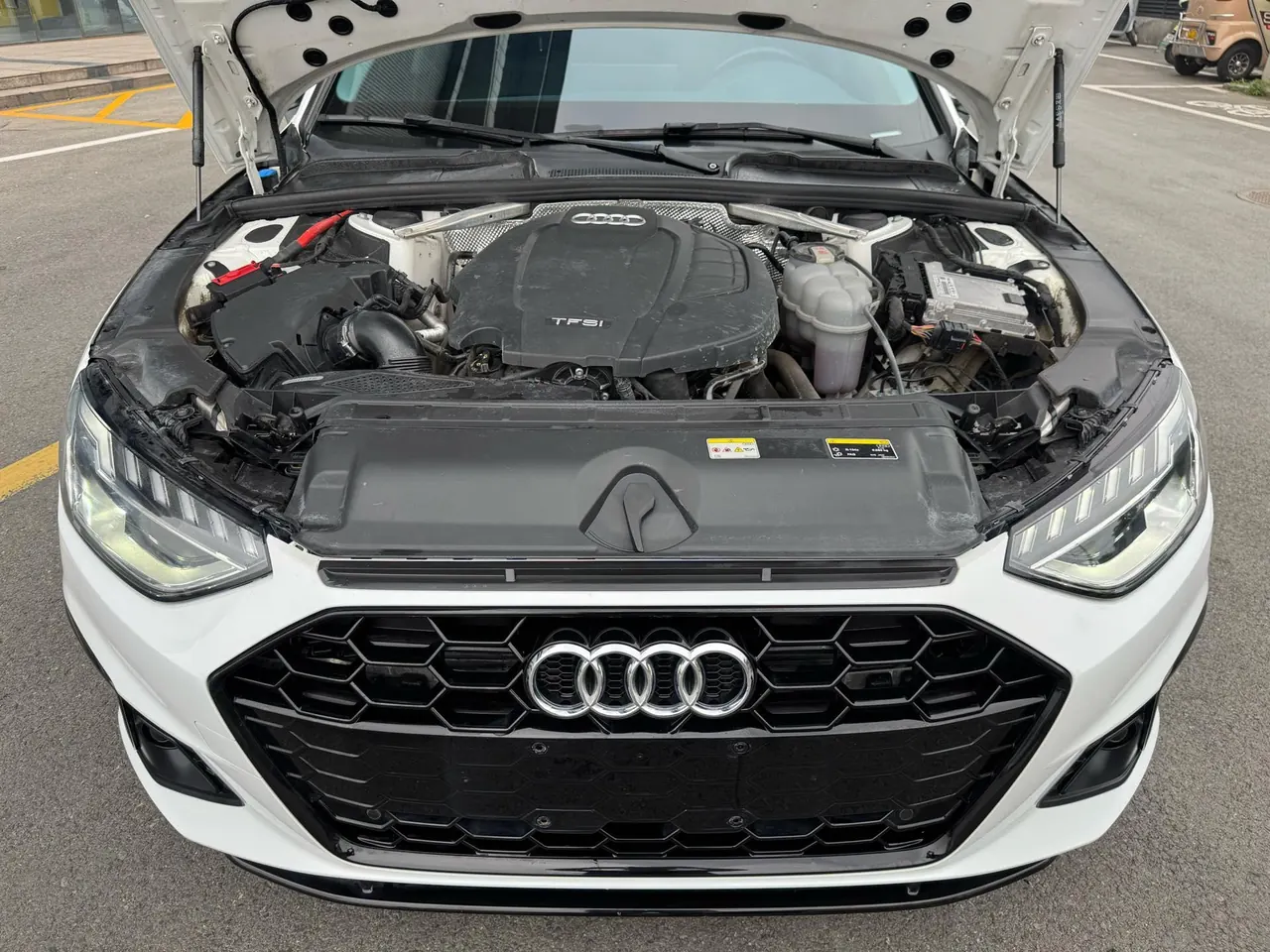 Audi 2022 A4L 2.0TFSI 40TFSI Fashion Dynamic Automatic 8