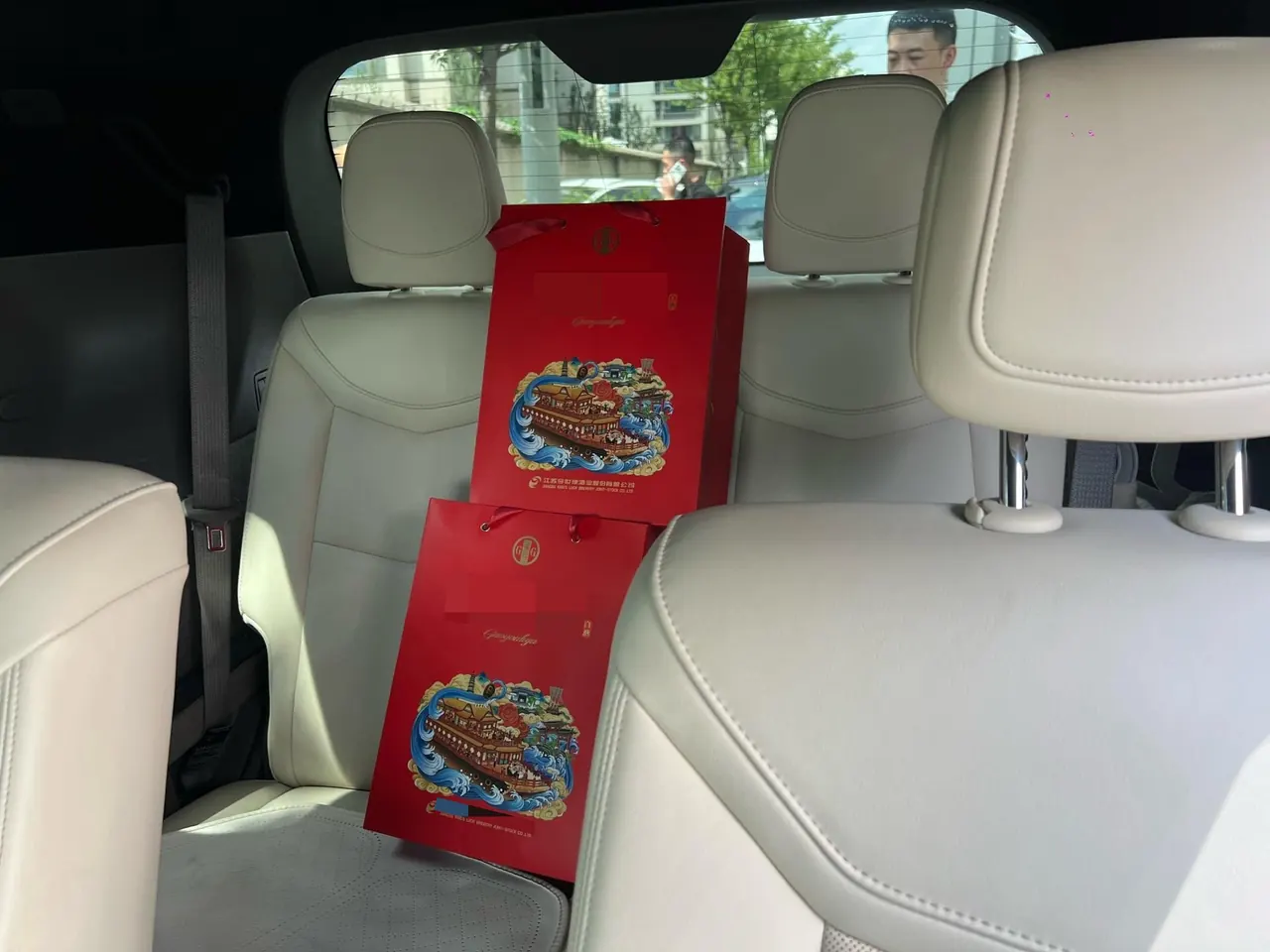 Cadillac 2022 XT6 48V 2.0T 6-seat four-wheel drive luxury automatic gear 7