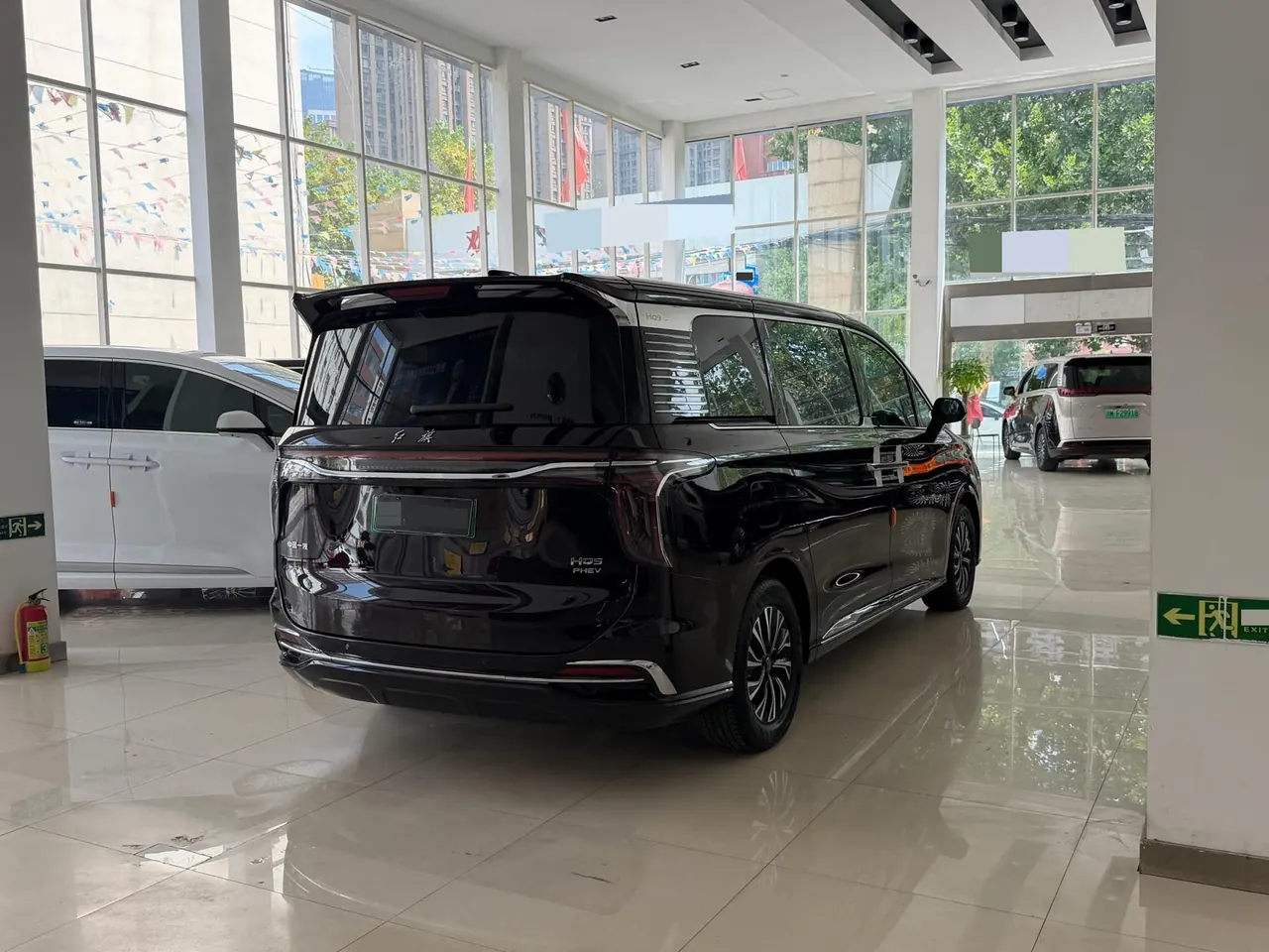 HongQi 2024 HQ9 PHEV 2.0T 4-wheel drive deluxe automatic gear 11