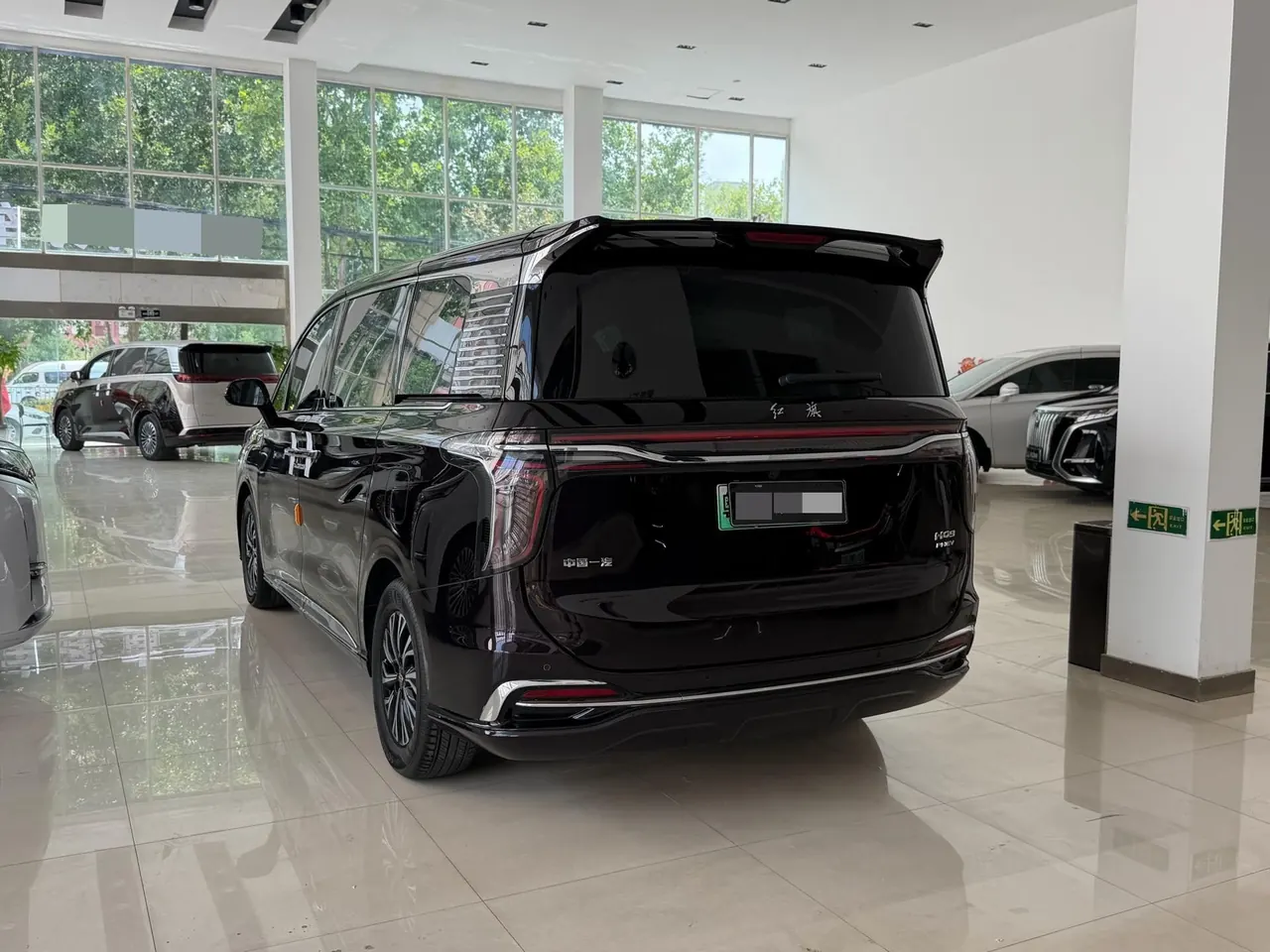 HongQi 2024 HQ9 PHEV 2.0T 4-wheel drive deluxe automatic gear 9