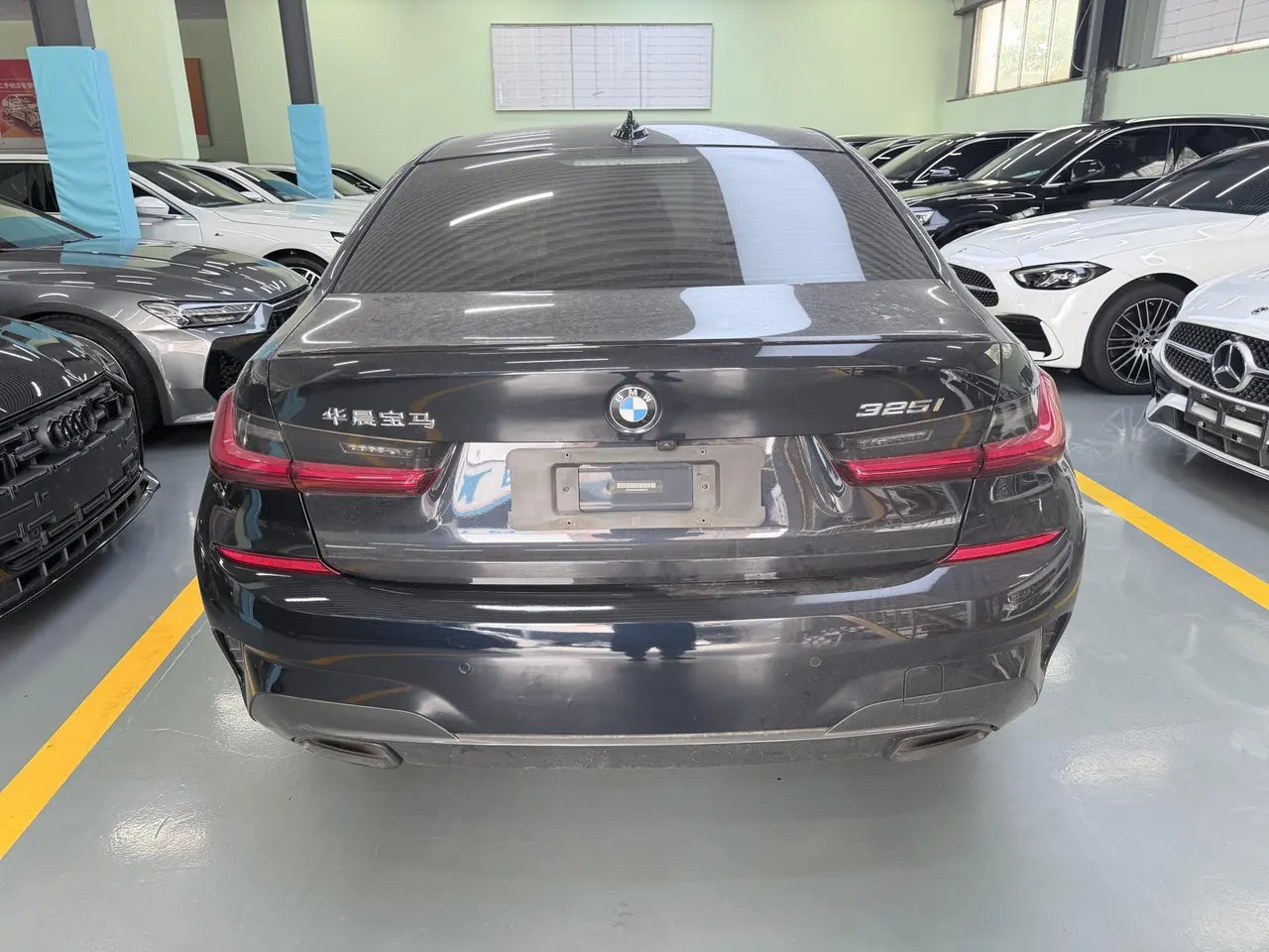 BMW 3 Series 2021 325i 2.0T M Sports Obsidian Night Kit (Changed) Automatic Gear 7