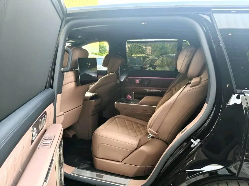 NIO 2026 ES 9 102kWh Executive Island Deluxe Automatic Gear 2