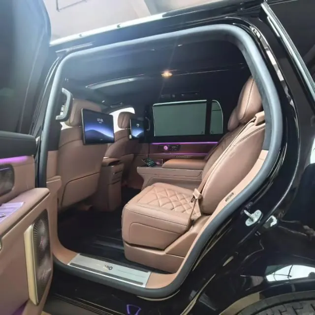 NIO 2026 ES 9 102kWh Executive Island Deluxe Automatic Gear 3