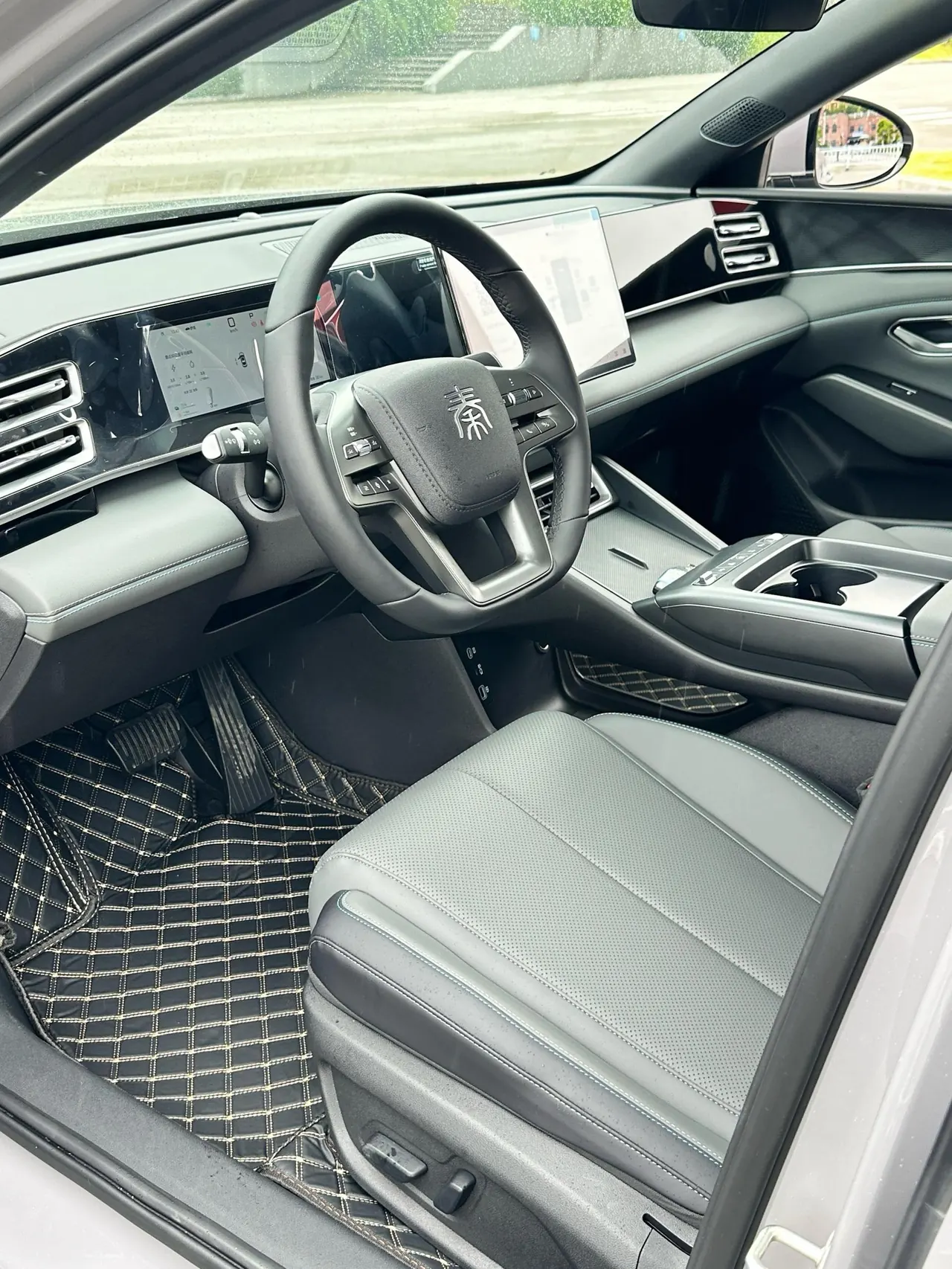 BYD 2026 Qin L DM-i 1.5 stepless 128KM leading automatic gear 4