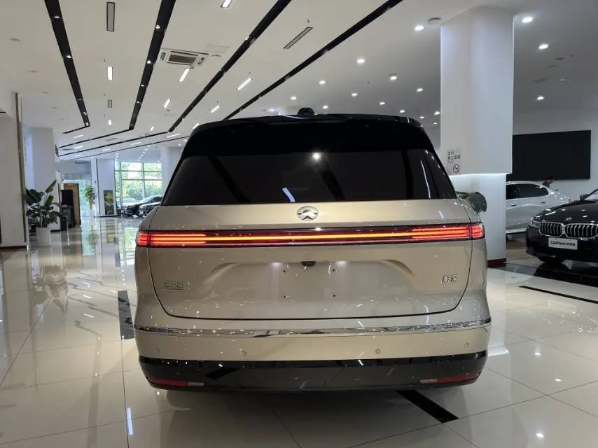 NIO 2026 ES8 6‑Seater Executive Signature Edition Automatic Transmission 9
