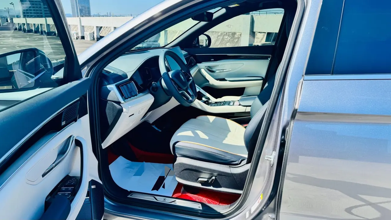 BYD Song PLUS New Energy 2021 Song PLUS DM-i 1.5 Stepless 110KM Flagship PLUS Automatic Gear 2