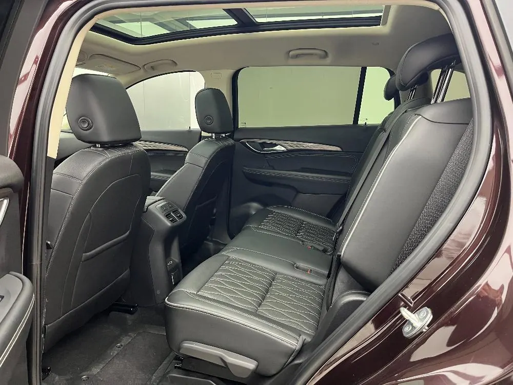 Buick 2021 Angkewei Plus 48V 2.0T Avenir 7-seat automatic gear 6