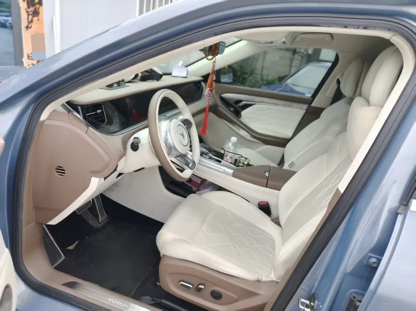 Voyah 2021 FREE four-wheel drive extended range version luxury bag automatic gear 3