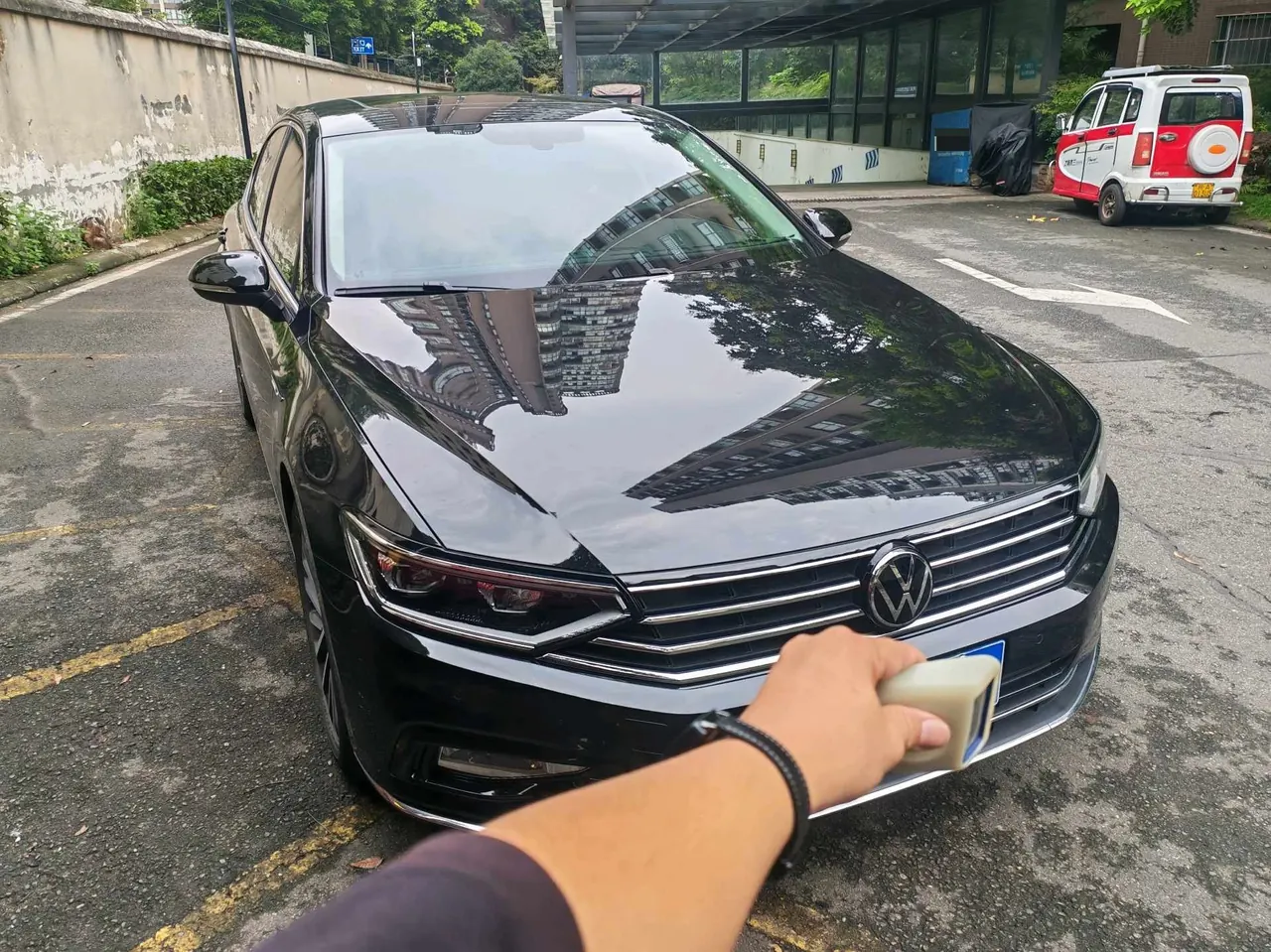 Volkswagen 2020 Magotan 2.0TSI 330TSI luxury automatic transmission 3