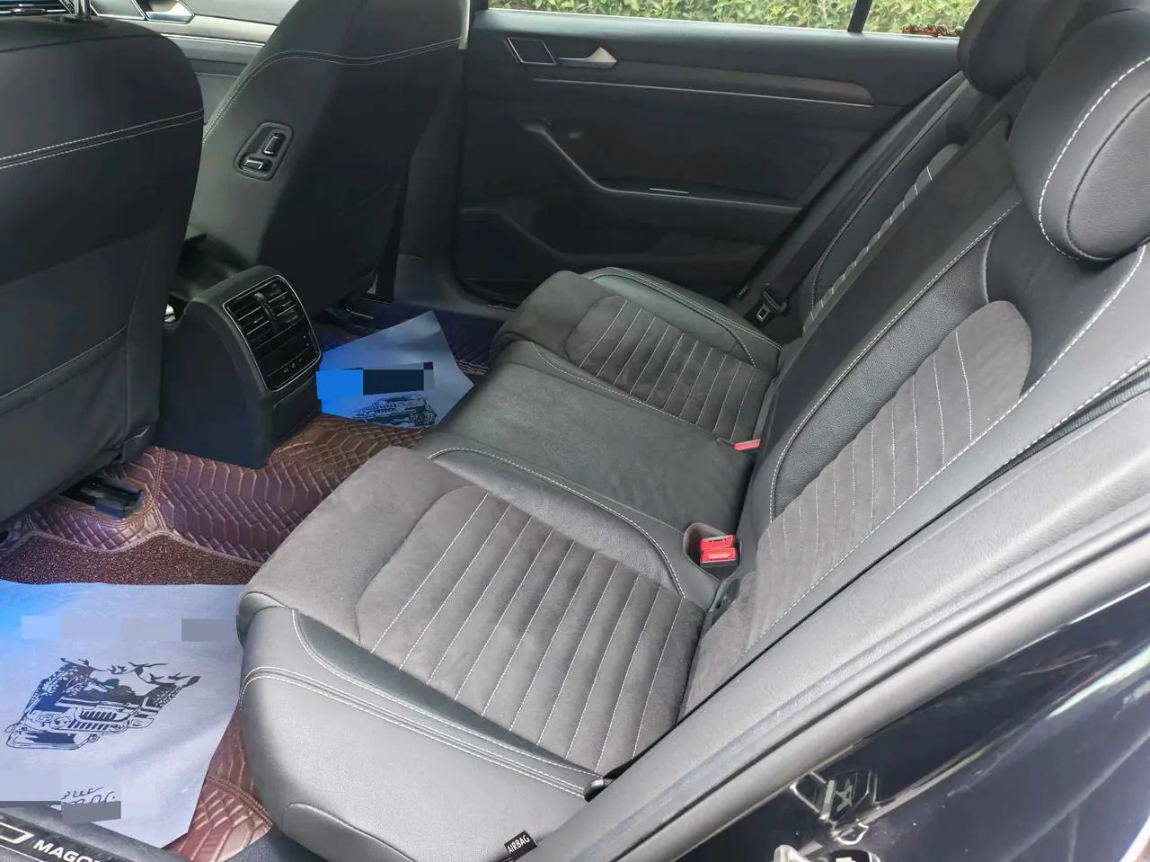 Volkswagen 2020 Magotan 2.0TSI 330TSI luxury automatic transmission 5